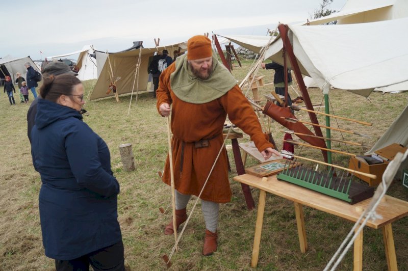 Vikinger lader sig ikke ryste af en sommerstorm